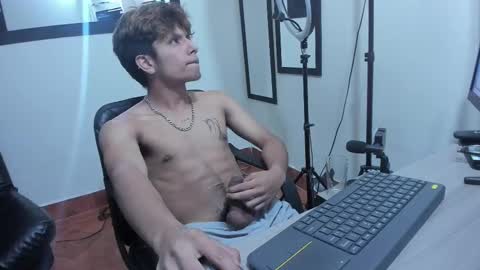 Snapshot of the_weed_guys chatting on March 2025 09:02:02 AM Danny online show from March 2025 09:02:02 AM