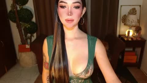 Snapshot of thea_whong chatting on March 2026 02:50:01 AM thea_whong online show from March 2026 02:50:01 AM