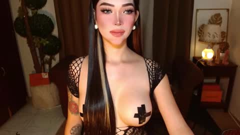 Snapshot of thea_whong chatting on March 2026 02:00:02 AM thea_whong online show from March 2026 02:00:02 AM