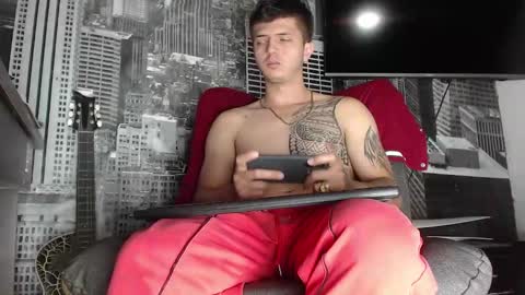 Snapshot of theangelmiguel chatting on December 2024 03:51:02 AM Miguel Angel online show from December 2024 03:51:02 AM