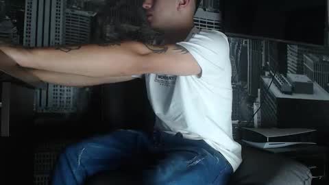 Snapshot of theangelmiguel chatting on January 2025 05:35:02 AM Miguel Angel online show from January 2025 05:35:02 AM