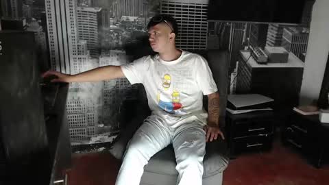 Snapshot of theangelmiguel chatting on January 2025 04:47:01 AM Miguel Angel online show from January 2025 04:47:01 AM