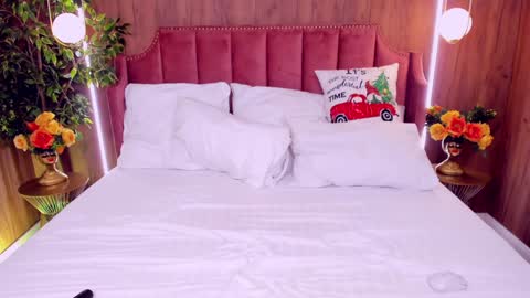 Snapshot of thebaewatch chatting on December 2024 10:56:02 AM BaeWatch online show from December 2024 10:56:02 AM