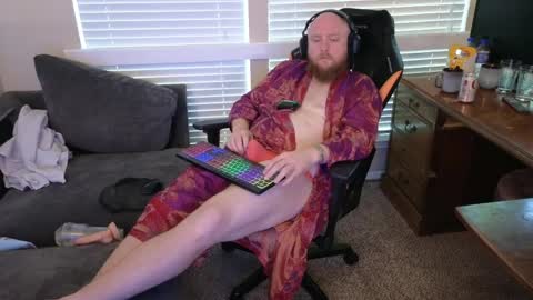 Snapshot of theballboy chatting on April 2026 12:51:02 PM theballboy online show from April 2026 12:51:02 PM