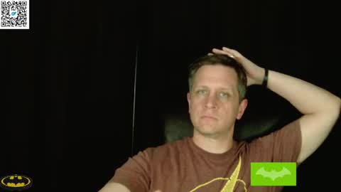 Snapshot of thebatandthecat10 chatting on April 2026 02:11:02 AM ISABELLA or MATT online show from April 2026 02:11:02 AM