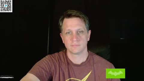 Snapshot of thebatandthecat10 chatting on April 2026 01:01:01 AM ISABELLA or MATT online show from April 2026 01:01:01 AM