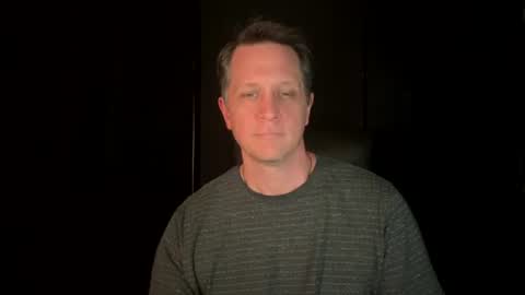 Snapshot of thebatandthecat10 chatting on June 2026 03:49:02 PM ISABELLA or MATT online show from June 2026 03:49:02 PM