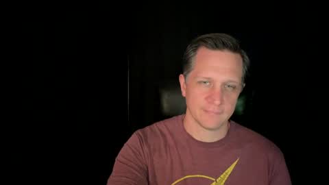 Snapshot of thebatandthecat10 chatting on June 2026 05:58:02 PM ISABELLA or MATT online show from June 2026 05:58:02 PM