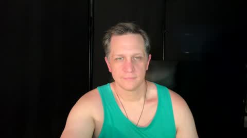 Snapshot of thebatandthecat10 chatting on July 2026 06:54:02 PM ISABELLA or MATT online show from July 2026 06:54:02 PM