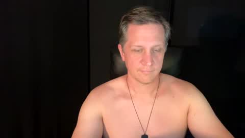 Snapshot of thebatandthecat10 chatting on July 2026 07:38:01 PM ISABELLA or MATT online show from July 2026 07:38:01 PM