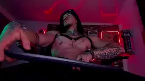 Snapshot of thebeastmaster_ chatting on September 2025 11:48:01 PM the beast master online show from September 2025 11:48:01 PM