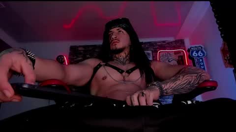 Snapshot of thebeastmaster_ chatting on September 2025 09:18:01 PM the beast master online show from September 2025 09:18:01 PM