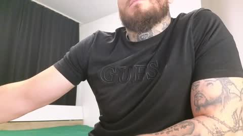 Snapshot of thebestmuscles chatting on December 2024 09:51:01 AM John online show from December 2024 09:51:01 AM