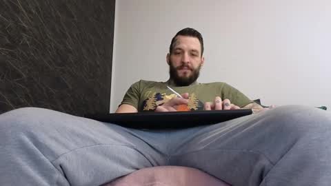 Snapshot of thebestmuscles chatting on March 2025 06:27:01 AM John online show from March 2025 06:27:01 AM