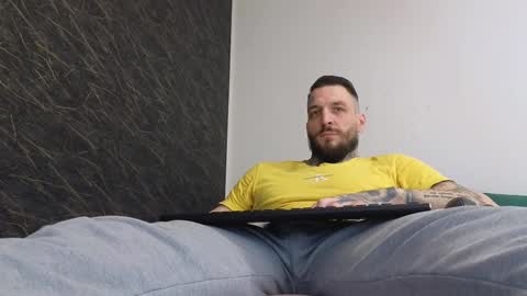 Snapshot of thebestmuscles chatting on March 2025 09:39:02 AM John online show from March 2025 09:39:02 AM