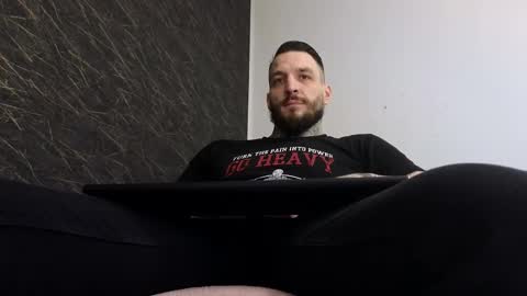 Snapshot of thebestmuscles chatting on March 2025 06:18:02 AM John online show from March 2025 06:18:02 AM