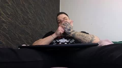 Snapshot of thebestmuscles chatting on March 2025 09:23:02 AM John online show from March 2025 09:23:02 AM