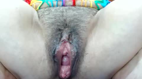 Snapshot of thebestpussyhairy chatting on April 2026 09:35:02 AM Karla online show from April 2026 09:35:02 AM