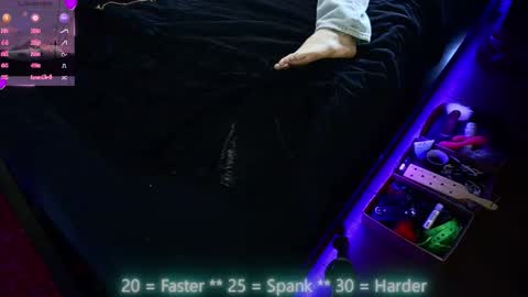 Snapshot of thecarrguyy chatting on October 2025 11:05:02 PM Thatcarrguyy online show from October 2025 11:05:02 PM