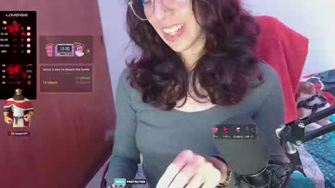 Snapshot of thecherry_paulette chatting on February 2025 09:11:02 PM Paulette online show from February 2025 09:11:02 PM