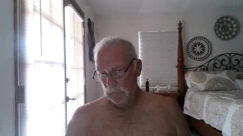 Snapshot of thecooltool_1 chatting on September 2025 06:52:02 PM thecooltool_1 online show from September 2025 06:52:02 PM