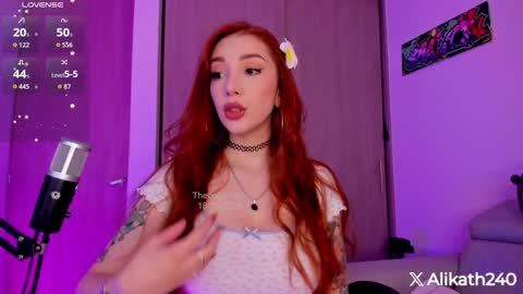 Snapshot of thecosmicgirl chatting on March 2026 01:36:02 PM Alicia Alikath online show from March 2026 01:36:02 PM