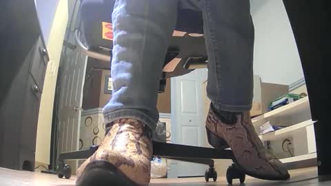 Snapshot of thecowboy_74 chatting on October 2025 03:36:02 AM thecowboy_74 online show from October 2025 03:36:02 AM