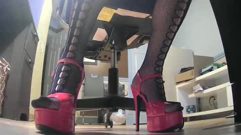 Snapshot of thecowboy_74 chatting on December 2025 03:22:02 AM thecowboy_74 online show from December 2025 03:22:02 AM