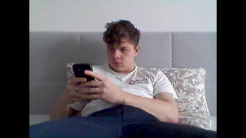 Snapshot of thecuteguy144949 chatting on February 2025 11:21:02 AM thecuteguy144949 online show from February 2025 11:21:02 AM