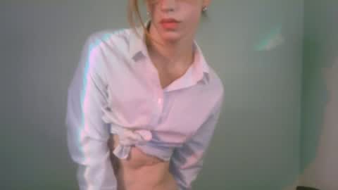 Yolanda online show from December 2024 03:55:01 PM