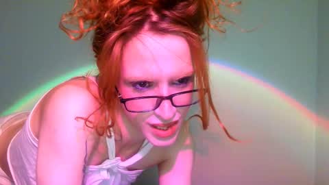 Yolanda online show from February 2025 06:04:02 PM