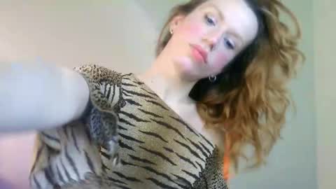 Yolanda online show from March 2025 03:45:02 PM