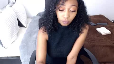 Snapshot of thee_habibah chatting on June 2026 10:39:02 AM Habibah online show from June 2026 10:39:02 AM