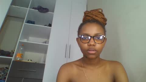 Snapshot of theequinn chatting on February 2025 11:59:01 PM theequinn online show from February 2025 11:59:01 PM