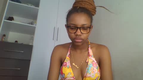 Snapshot of theequinn chatting on March 2025 12:50:01 AM theequinn online show from March 2025 12:50:01 AM