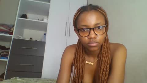 Snapshot of theequinn chatting on March 2025 06:00:02 PM theequinn online show from March 2025 06:00:02 PM