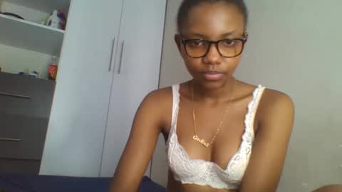 Snapshot of theequinn chatting on March 2025 04:11:02 PM theequinn online show from March 2025 04:11:02 PM