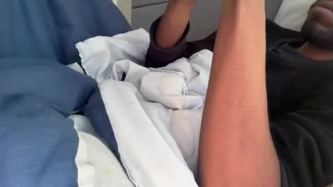 Snapshot of theeshooterr chatting on December 2024 02:15:01 PM theeshooterr online show from December 2024 02:15:01 PM