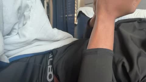 Snapshot of theeshooterr chatting on January 2025 04:04:01 PM theeshooterr online show from January 2025 04:04:01 PM