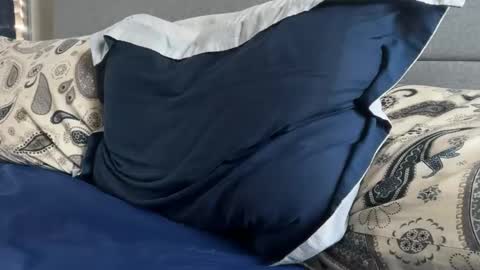 Snapshot of theeshooterr chatting on February 2025 07:31:02 PM theeshooterr online show from February 2025 07:31:02 PM