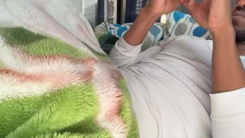 Snapshot of theeshooterr chatting on March 2025 04:14:02 PM theeshooterr online show from March 2025 04:14:02 PM