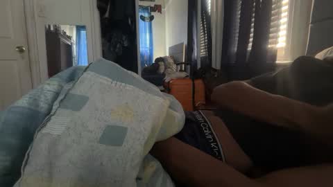 Snapshot of theeshooterr chatting on September 2025 03:35:02 PM theeshooterr online show from September 2025 03:35:02 PM