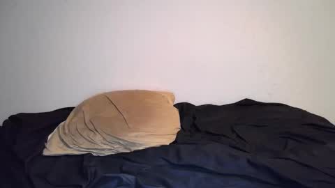 Theetwohander online show from February 2025 11:14:02 AM