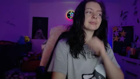 Snapshot of thefarmergirl chatting on February 2026 05:06:01 AM TheFarmergirl online show from February 2026 05:06:01 AM