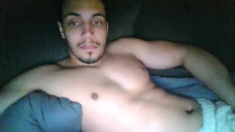 Snapshot of thegodbill4000 chatting on February 2025 03:43:02 AM Thegodbill4000 online show from February 2025 03:43:02 AM