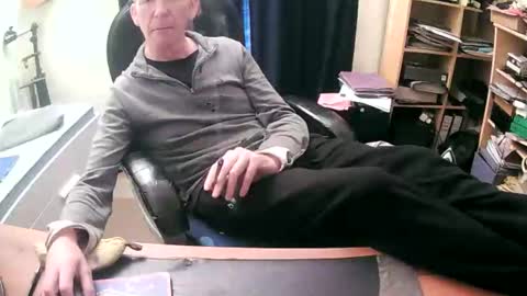 Snapshot of thegoodteacher54 chatting on February 2025 03:18:02 PM paul online show from February 2025 03:18:02 PM