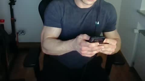 Snapshot of theguyfrombehind chatting on January 2026 09:11:02 AM Alex online show from January 2026 09:11:02 AM