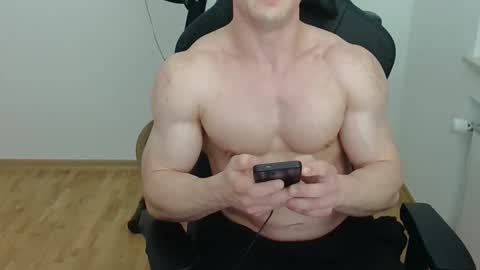 Snapshot of theguyfrombehind chatting on January 2026 09:16:01 PM Alex online show from January 2026 09:16:01 PM