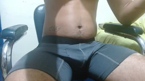 Snapshot of thehousedog chatting on March 2026 12:10:02 PM thehousedog online show from March 2026 12:10:02 PM