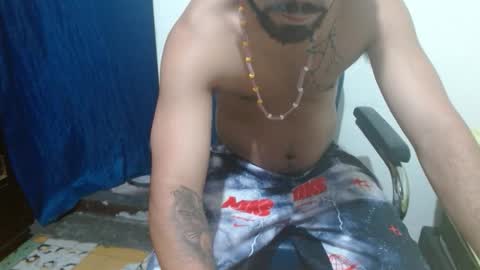 Snapshot of thehousedog chatting on March 2026 07:39:01 PM thehousedog online show from March 2026 07:39:01 PM